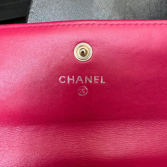 CHANEL Pink Camellia Lamb Leather Flap Wallet COA - Full Set - Picture 3 of 13